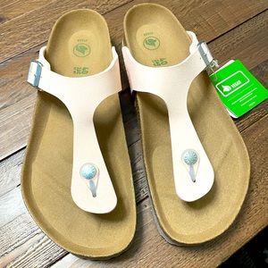 BRAND NEW Birkenstock Gizeh Light Rose